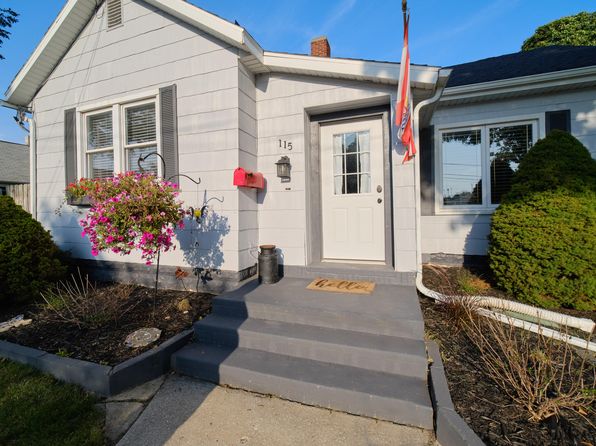 115 McKee St, Manistee, MI 49660