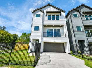 6951 Foster St, Houston, TX 77021