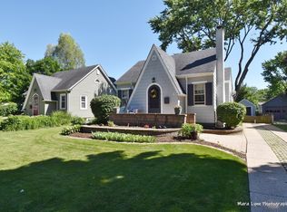 426 Dodson St, Geneva, IL 60134