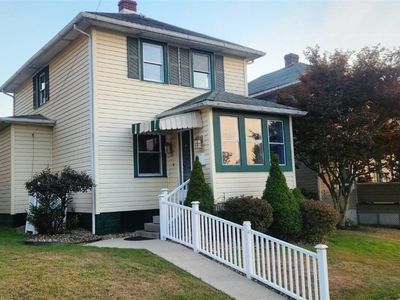 1096 10th St, West Pittsburg, PA, 16160