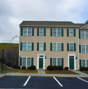 140 Gretchen Ct, Vinton, VA, 24179