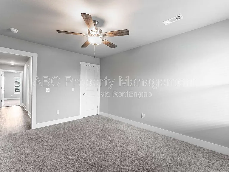 410 Citation St — Photo 10