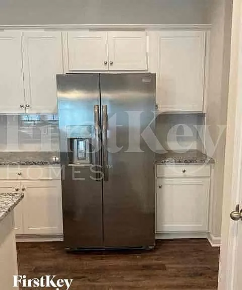 2076 Cypress Village Dr NW — Photo 4