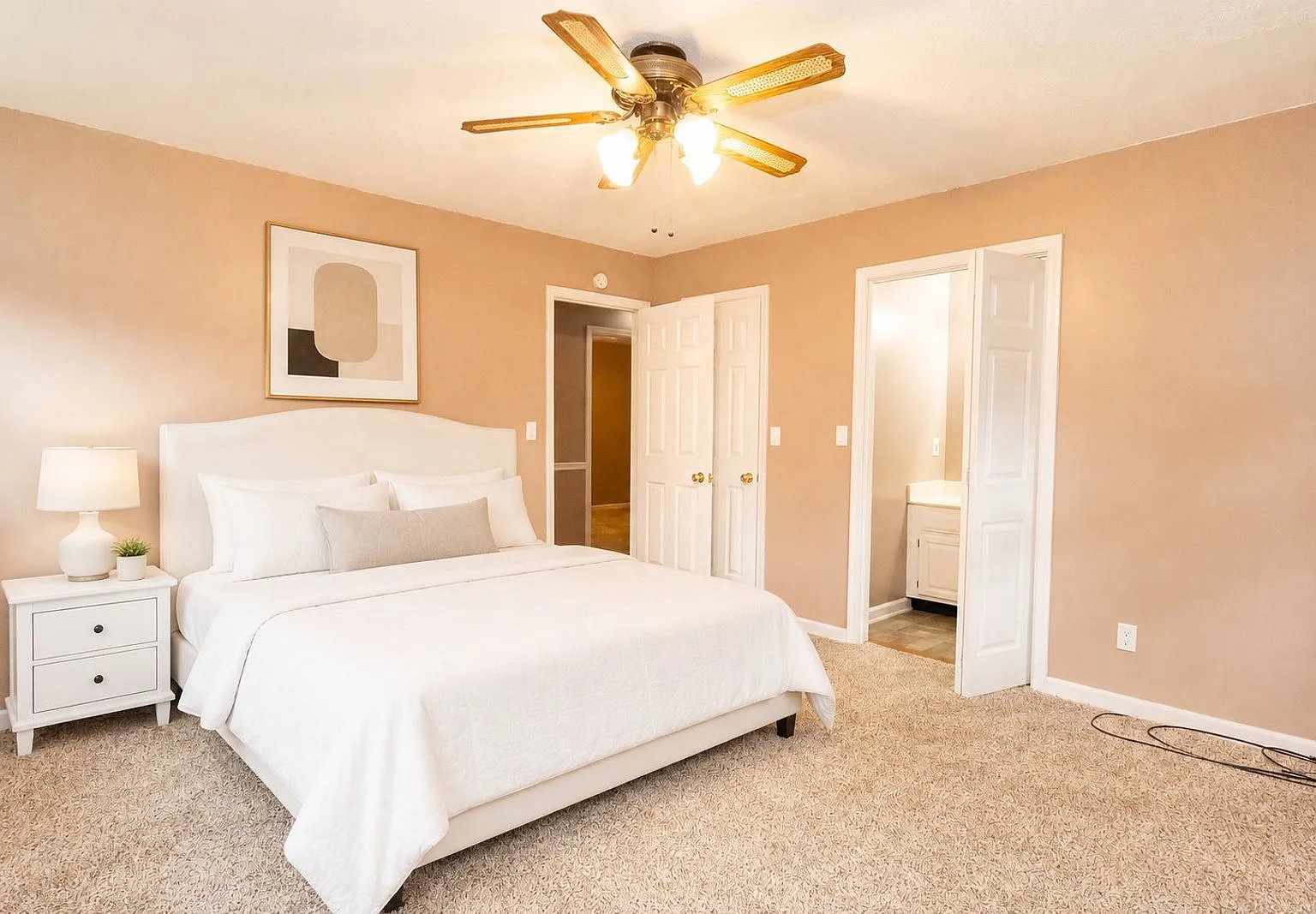 3 bed, 2.0 bath, 1530 sqft, $1,895 — Photo 3