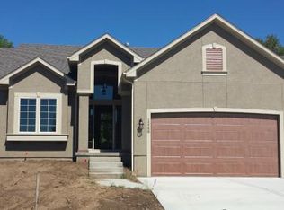 15288 Pine Ridge St, Bonner Springs, KS 66012