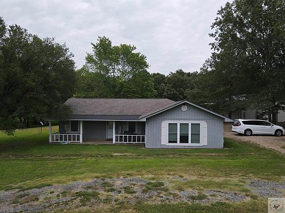 3rd image of 421 County Road 2311