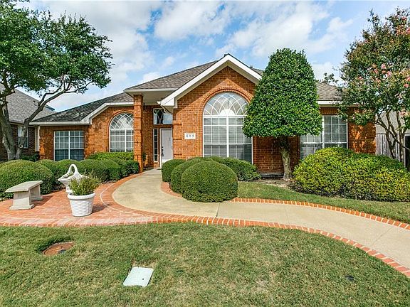 3rd image of 605 Rockcrossing Ln