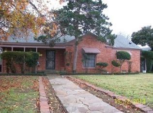 2400 Timberline Dr, Fort Worth, TX 76119