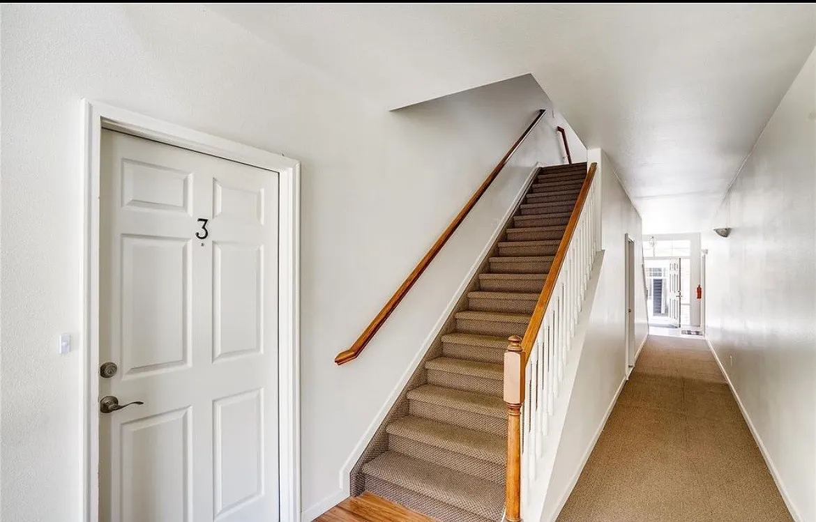 2 bed, 936 sqft, $2,099 — Photo 4