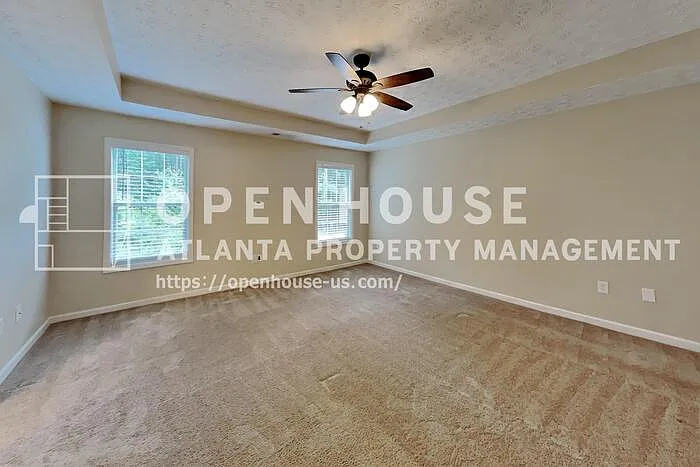 7435 Calm Springs Dr — Photo 8
