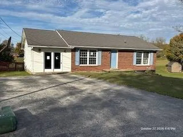 226 Countryside Dr, Horse Cave, KY 42749