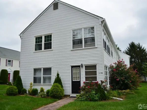 639 N Yale Way #A, Monroe Township, NJ 08831