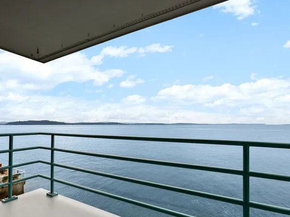 3053 Alki Ave SW APT B, Seattle, WA 98116