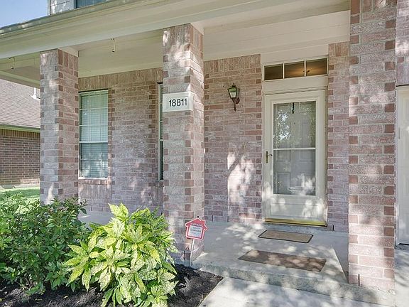 2nd image of 18811 Summer Anne Dr