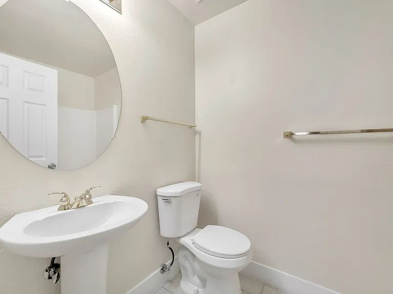 1299 Echo Creek St — Photo 19