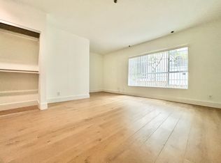 937 Palm Ave #304, West Hollywood, CA 90069