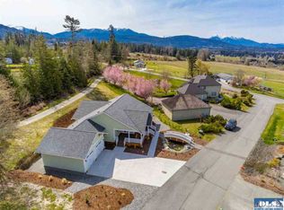 651 Happy View Ln, Sequim, WA 98382