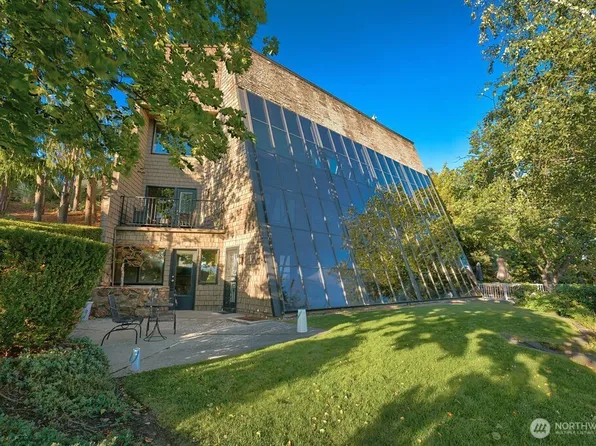 4706 Scenic Drive, Yakima, WA 98908