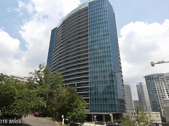 Turnberry Tower of Arlington