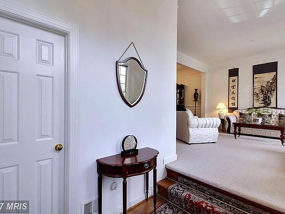 2nd image of 10507 Sunny Brooke Ln