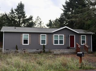 166 Sand Dune Ave SW, Ocean Shores, WA 98569