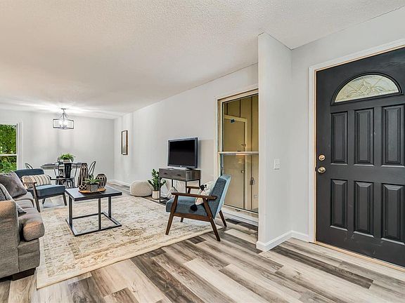 5th image of 2149 Cherrycove Ct