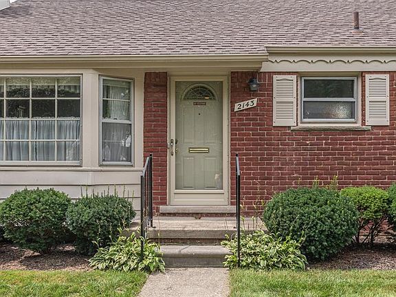 3rd image of 2143 Ellwood Ave