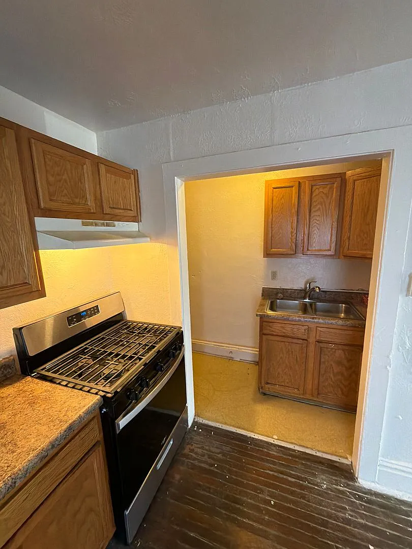 VLLC - 1501 University Avenue, Des Moines, IA, 50314 — Photo 3