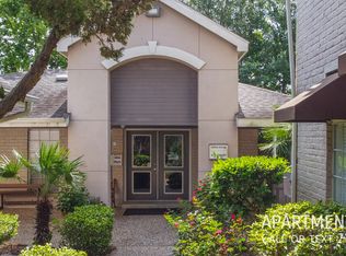 17 Woodway Dr #1895, Houston, TX 77063