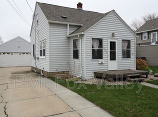 906 Jefferson St, Little Chute, WI 54140
