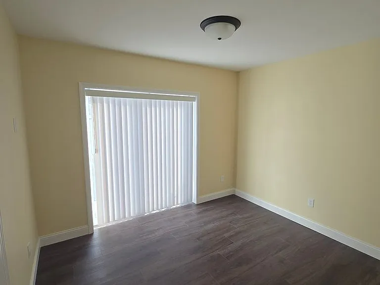 920 N Church St — Photo 6