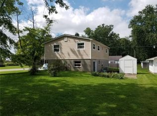 404 Lee St, Shirley, IN 47384