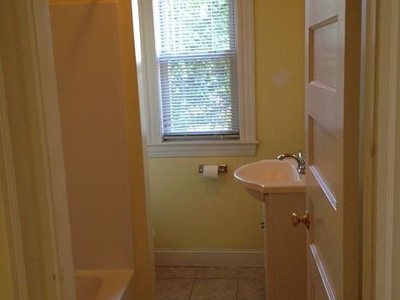 5th image of 22 Hyde St #1