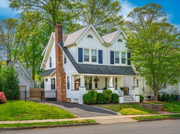 527 Coleman Pl, Westfield Town, NJ 07090
