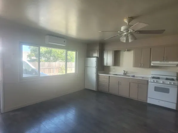 428 E Elm St #3, Lodi, CA 95240
