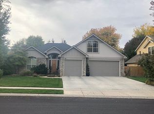 261 E Rockingham Dr, Eagle, ID 83616