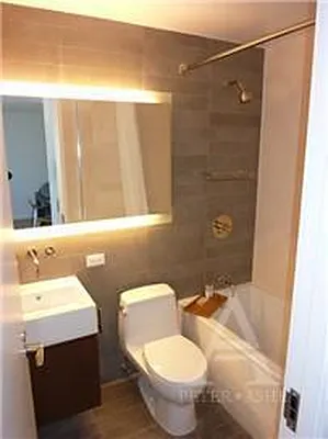 Rented by Peter Ashe | media 8