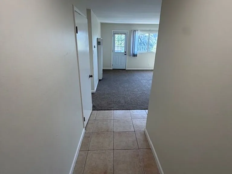 407 Fairmount Ave — Photo 8