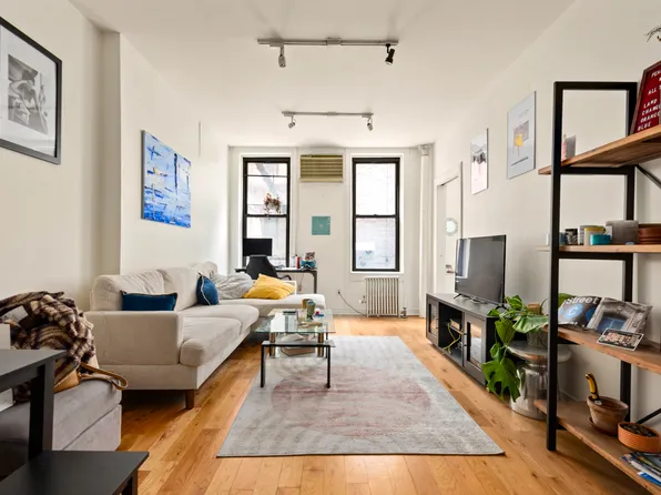 144 West 17th Street image 1 of 11