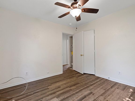 3rd image of 2613 Baylor Ave #1