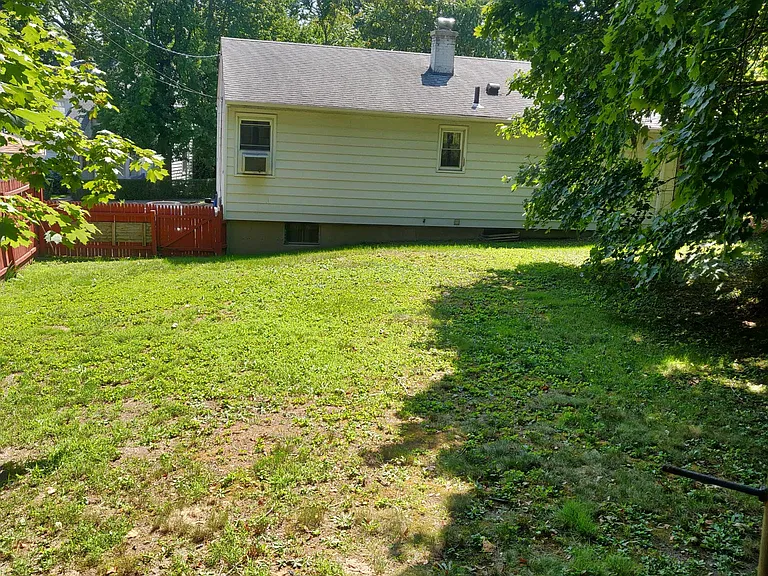 72 White Oak Ln — Photo 7