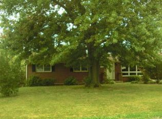 5221 Darby Rd, Roanoke, VA 24012