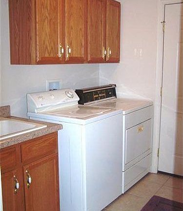 5th image of 211 Paulo Dr NE