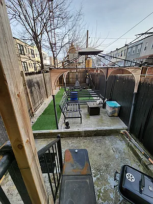 Rented by Mallory Management Corp | media 9