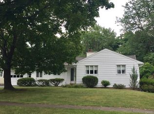 109 Juneway Rd, Syracuse, NY 13215