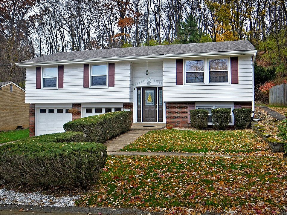 1st image of 320 Crescent Garden Dr