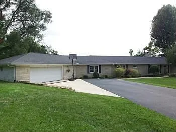 201 Shady Lane Dr photo 1