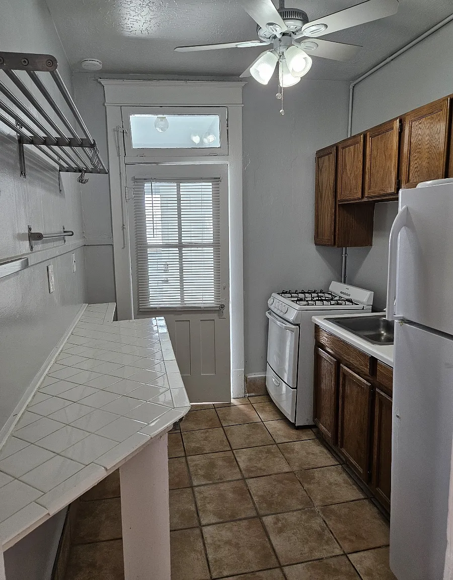 La Selle Apartments — Photo 3