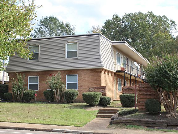 2nd image of 288 S Center St #2B-1Ba-800Sqft