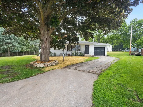 148 Park St, Markesan, WI 53946